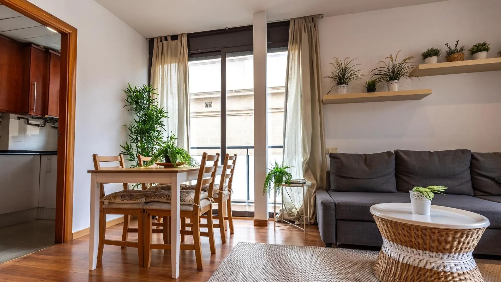 Centrico Apartamento Con Terraza Барселона